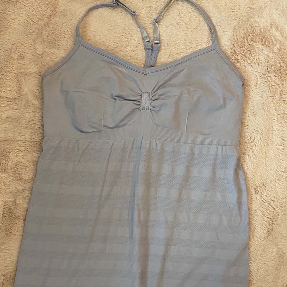 Lululemon Tank 10